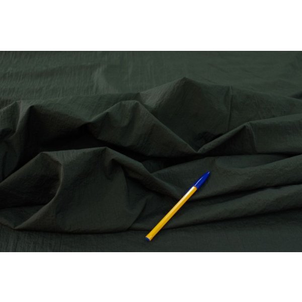 画像7: 130cm巾1.2m 縦シワ加工ナイロンタフタ ブラック