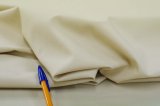 30番手コットン強撚ツイル　圧縮シリコン加工　　クリームベージュ