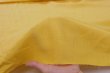 画像5: 136ｃｍ巾：80番手フラット塩縮リネン　シャーベットオレンジ (5)