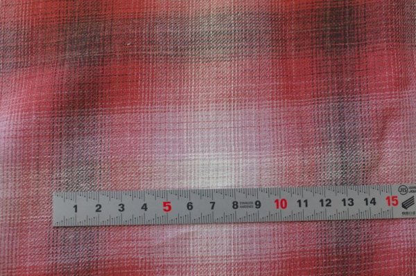 画像2: 110cm巾1.7m リネンコットン オンブレーチェック レッド (2)